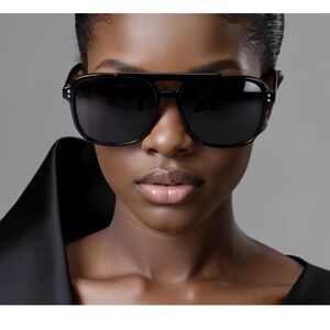 Women Sunglasses Black Frame Fashion Luxury Bold Comfortable Outfit Square Gafas
